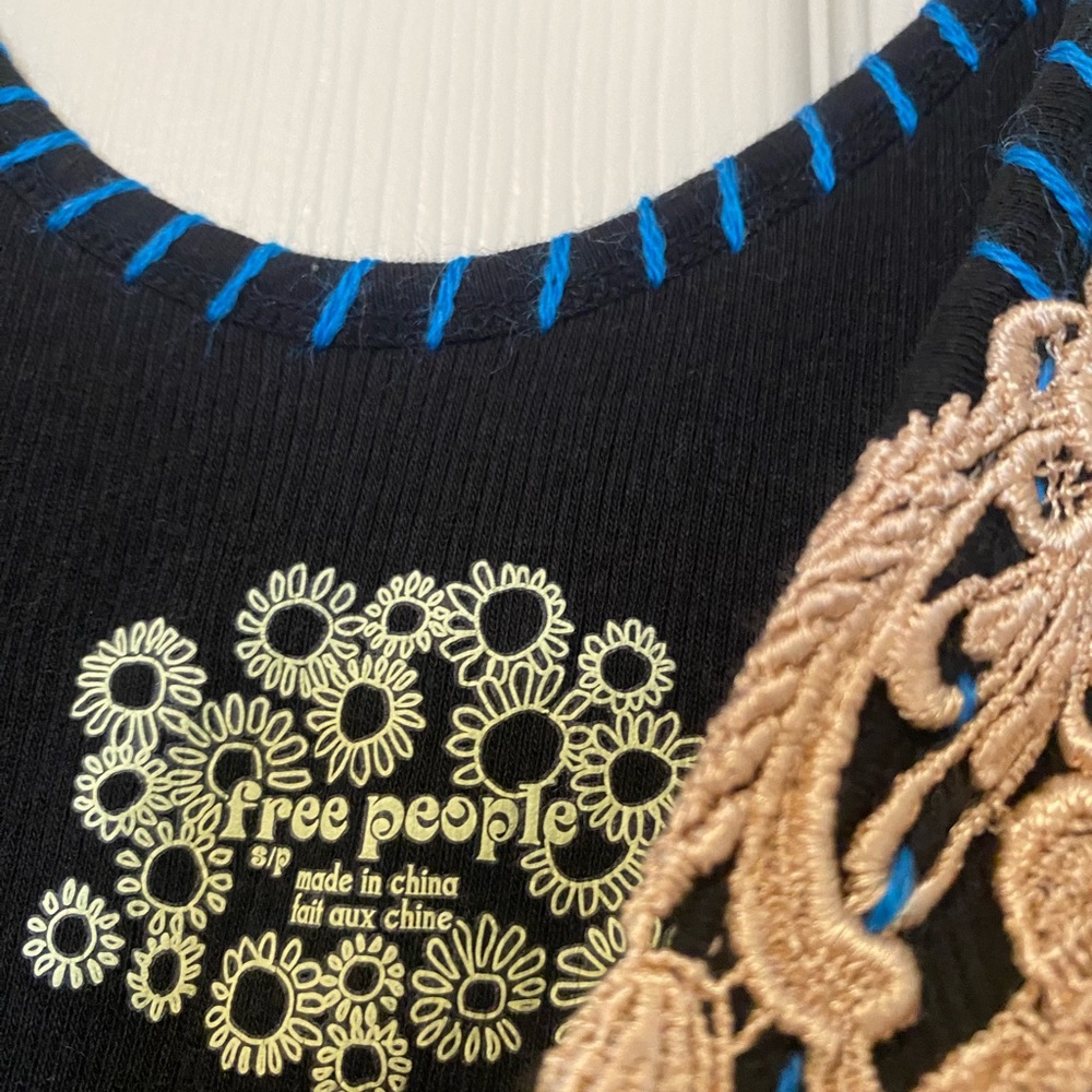 Free People Tank Ribbed Embroidered size S - Picture 2 of 3